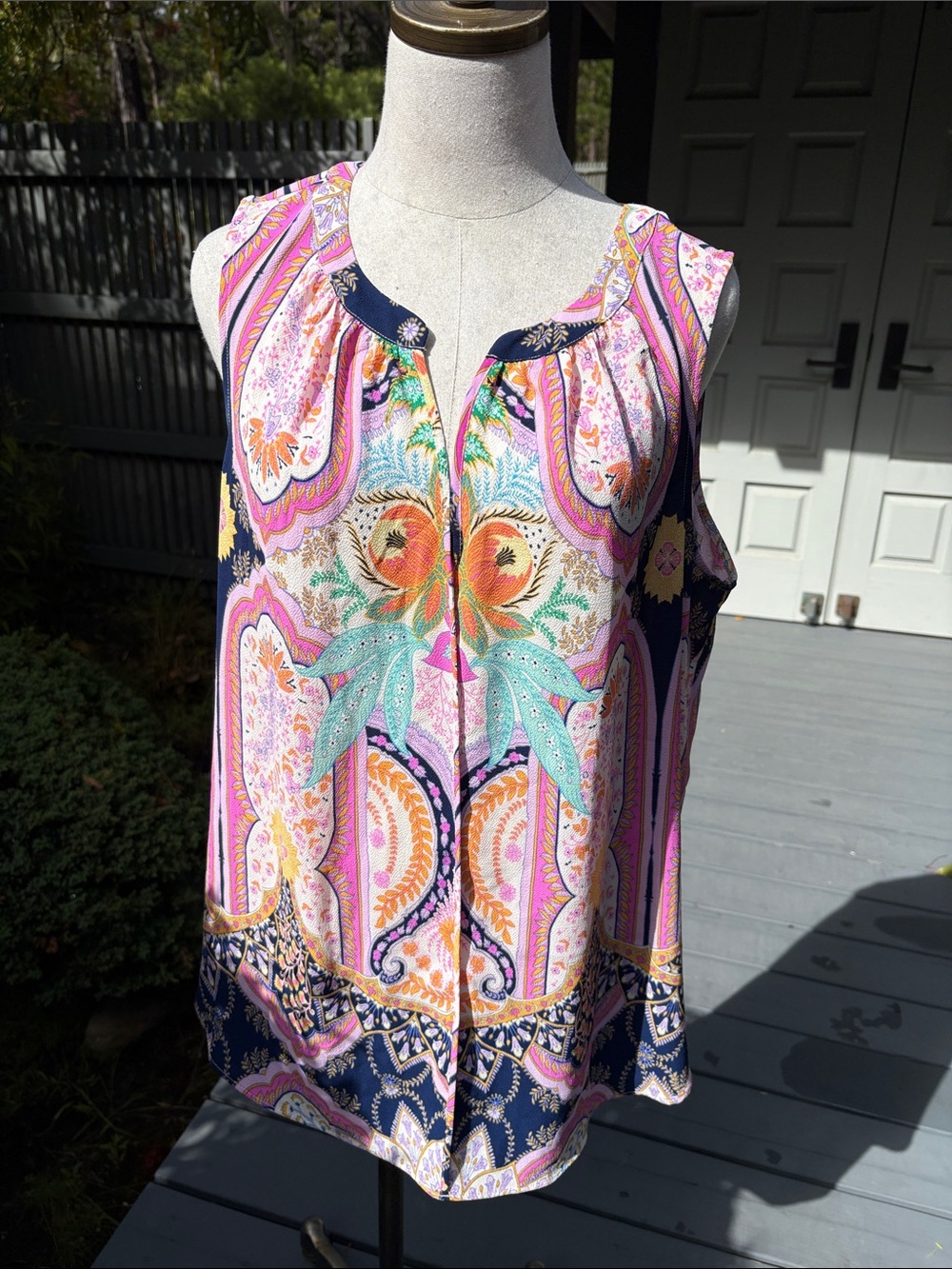 Rose & Olive Pink Floral Paisley Sleeveless Top